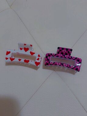 Otherwild Kids Heart Print Hair Claw Clips - White/Black with Red & Pink Hearts